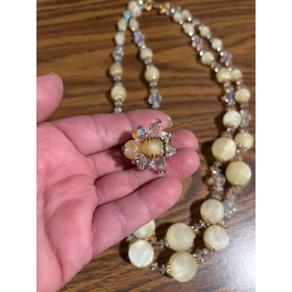 Vendome signed vintage crystal beaded double strand necklace and clip earrings - Picture 6 of 8